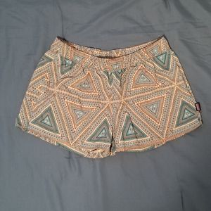 Patagonia Baggies Geometric Design